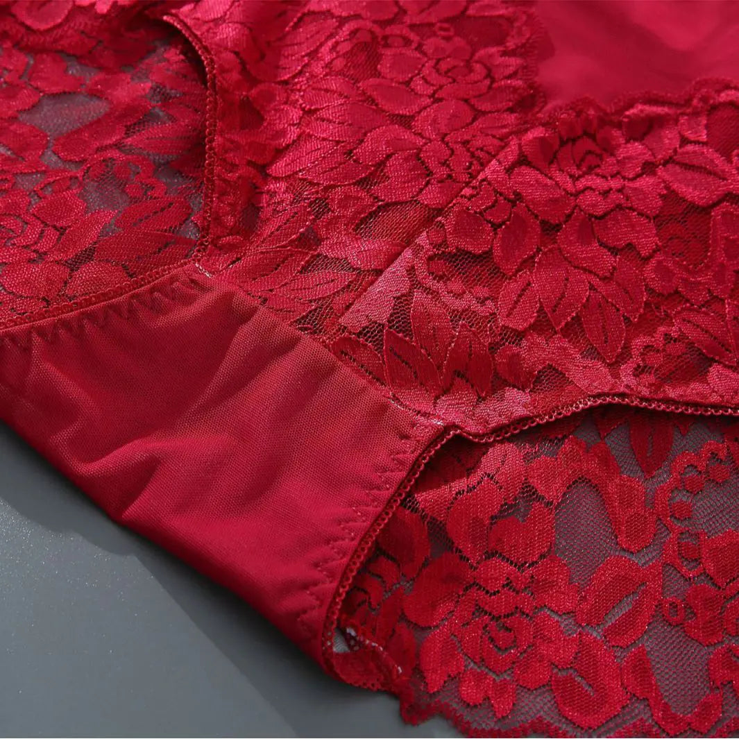 Plus Size Women's Lace Mid-Waist Briefs Underwear