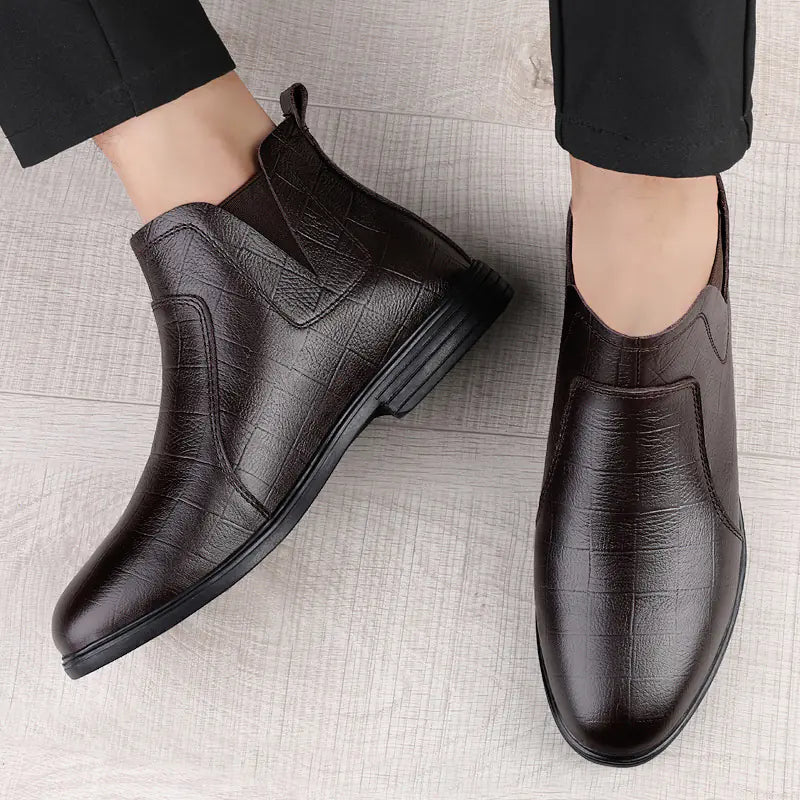 Leisure Leather Boots for Everyday Wear