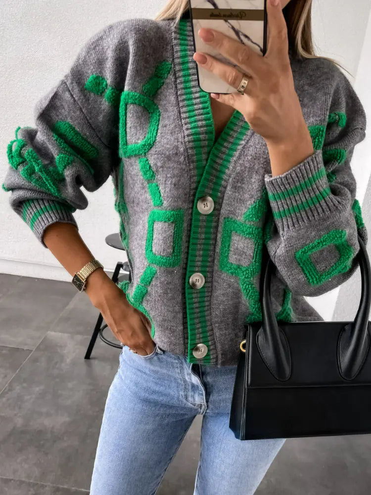 Women's Letter Printed V-Neck Cardigan Sweater