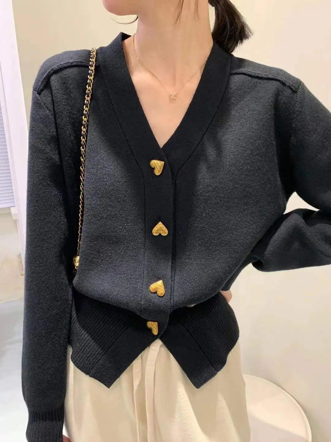 Women's V-Neck Cashmere Knitted Cardigan Sweater