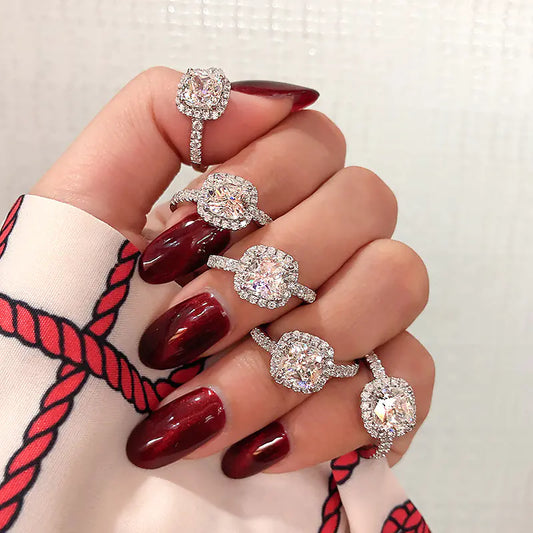 S925 Silver Luxury Moissanite Engagement Ring for Women